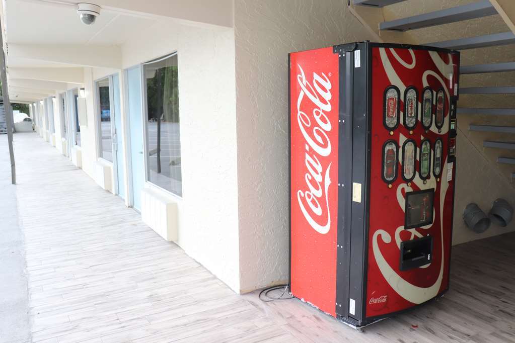 Surestay Hotel By Best Western Jacksonville South Létesítmények fotó